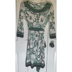 New York and Company stretch dress size XS green white floral 3/4 sleeve
